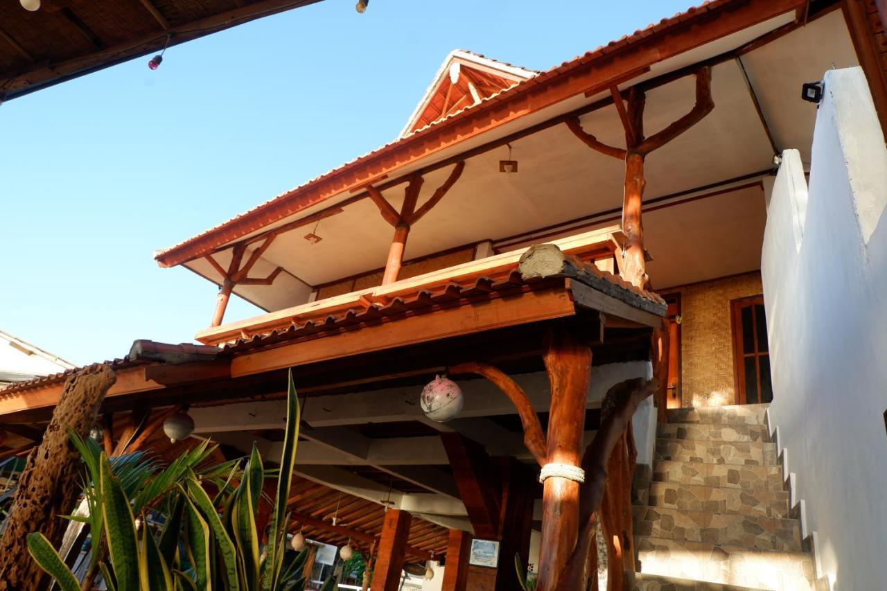 Hotel Santai Warung Bali Jimbaran Exterior foto